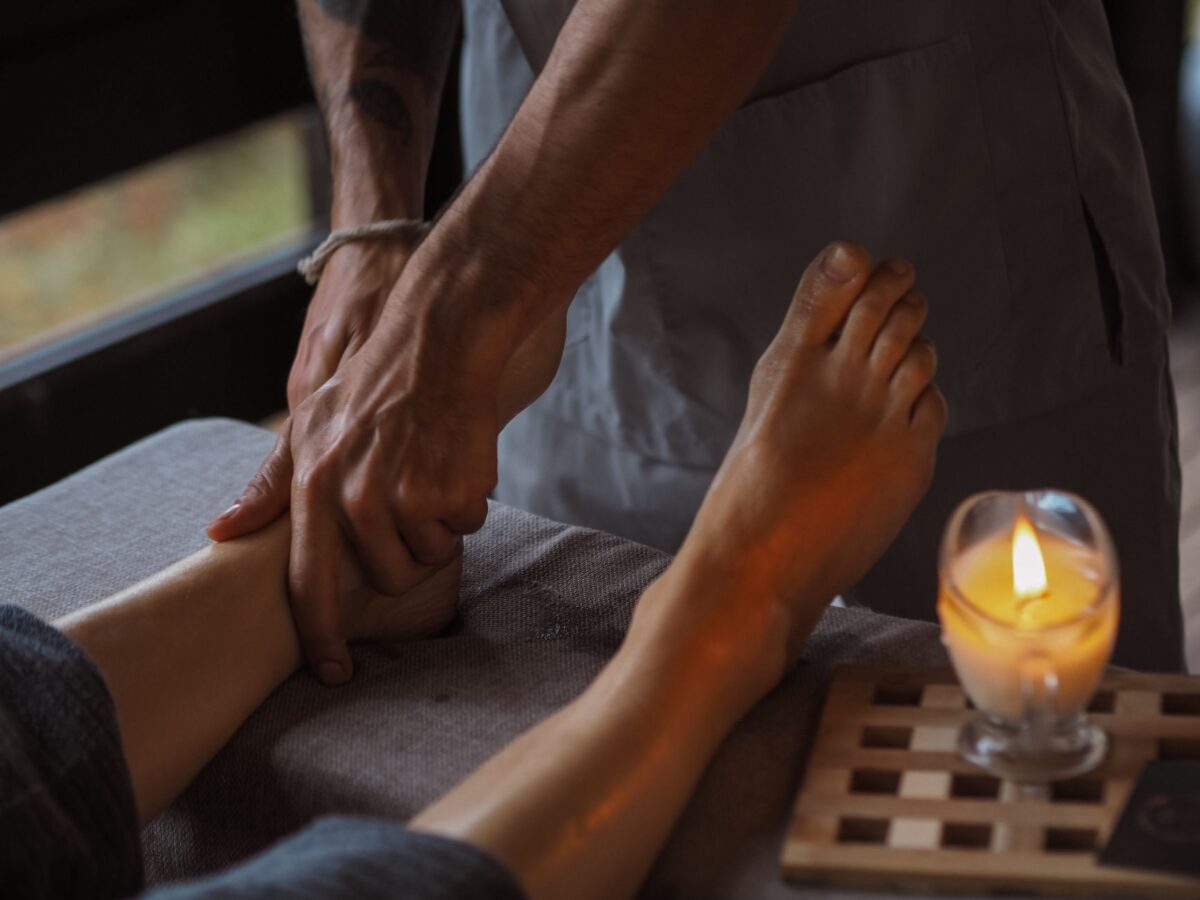 tendinite dessus pied causes entretiennent